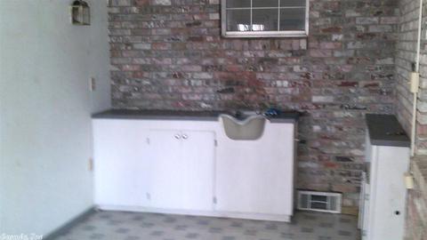1002 Leigh, Benton, AR 72019 photo 13