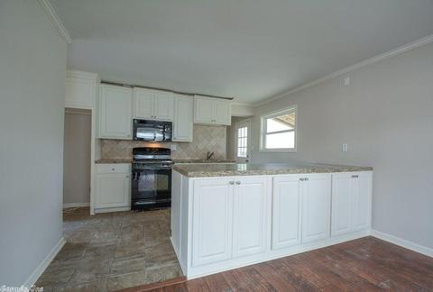 2309 W Lakeview Dr, Benton, AR 72015 photo 11
