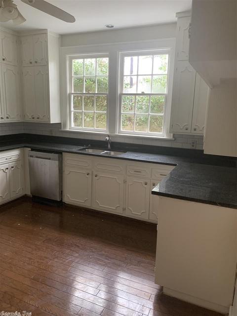 3412 S Cherry St, Pine Bluff, AR 71603 photo 8