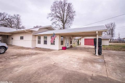 521 Locust Ave, Trumann, AR 72472 photo 4