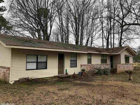 1319 E Jackson, Monticello, AR 71655 photo 1