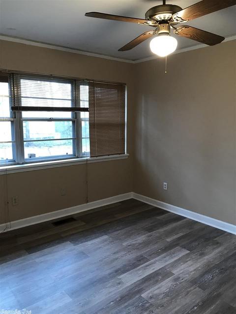 1109 Hester, Benton, AR 72015 photo 14