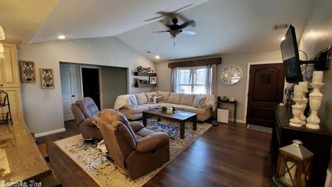93 Gavin Dr, Paragould, AR 72450 photo 3