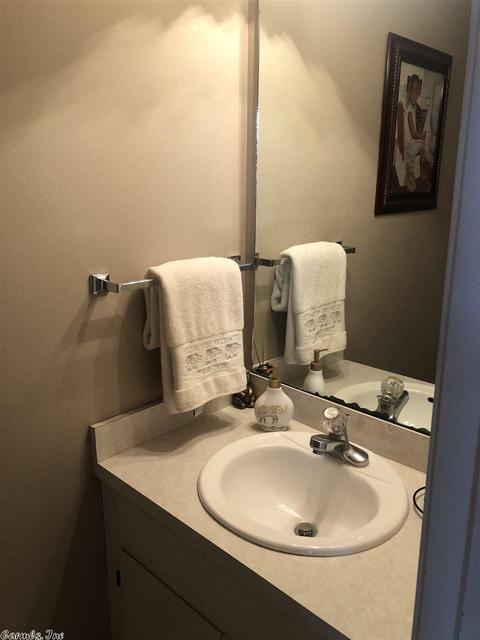 2104 Windsor Colony, Pine Bluff, AR 71603 photo 5