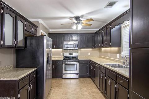 2407 Cedar Ridge Dr, Benton, AR 72015 photo 4