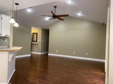 15 Hillside Cv, Cabot, AR 72023 photo 3