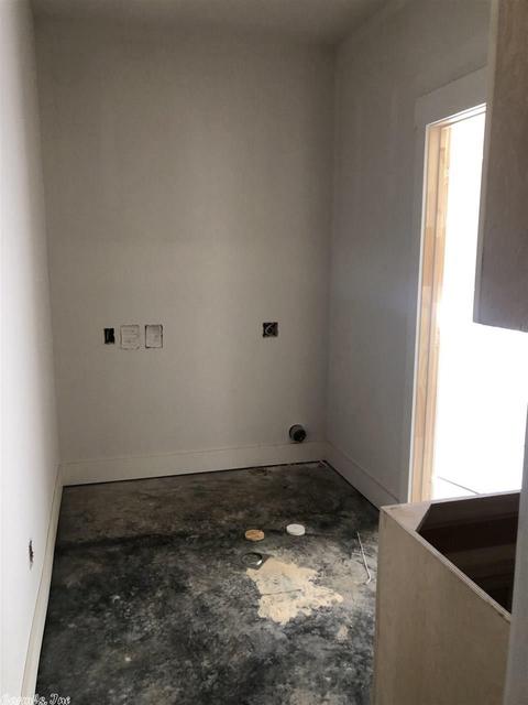 3040 Navajo, Benton, AR 72019 photo 8