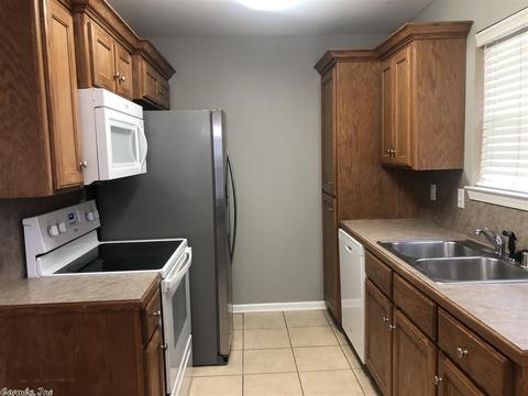 1301 Cobblestone Ct, Benton, AR 72015 photo 12