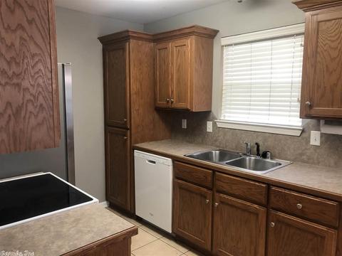 1301 Cobblestone Ct, Benton, AR 72015 photo 13