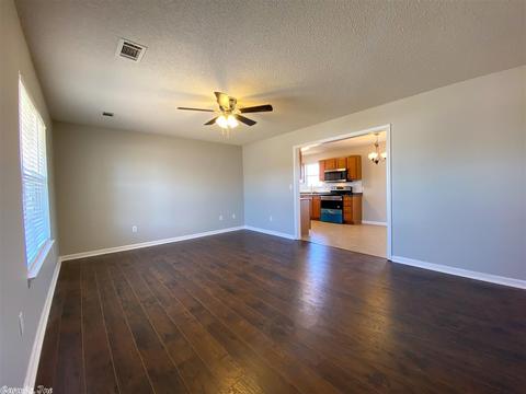 257 Cypress Dr, Trumann, AR 72472 photo 2