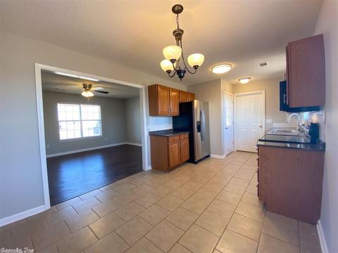 257 Cypress Dr, Trumann, AR 72472 photo 5