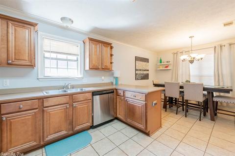 5330 April Dr, Conway, AR 72034 photo 4