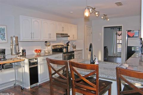 5 Chester Cv, Conway, AR 72034 photo 9