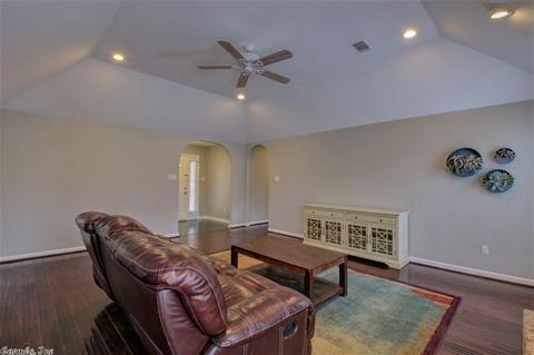 2400 Spring Creek Dr, Benton, AR 72015 photo 7