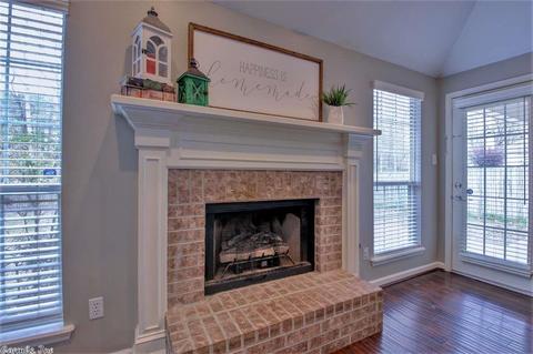 2400 Spring Creek Dr, Benton, AR 72015 photo 9