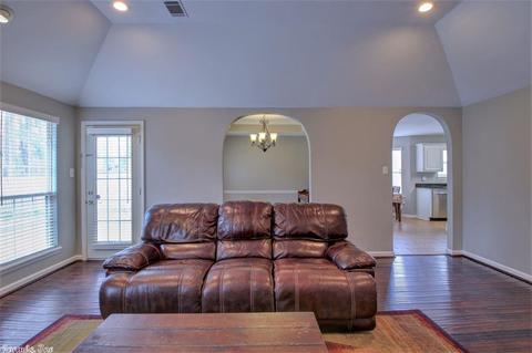 2400 Spring Creek Dr, Benton, AR 72015 photo 10