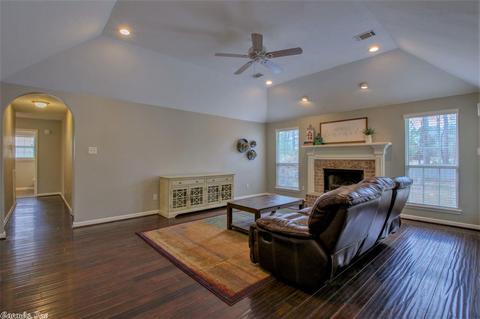2400 Spring Creek Dr, Benton, AR 72015 photo 6