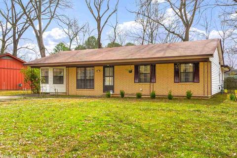 2411 Broadview, Conway, AR 72034 photo 1