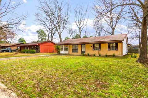 2411 Broadview, Conway, AR 72034 photo 2