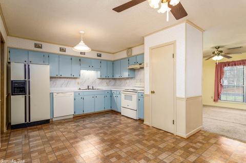 2411 Broadview, Conway, AR 72034 photo 14