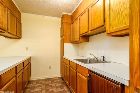 2411 Broadview, Conway, AR 72034 photo 13