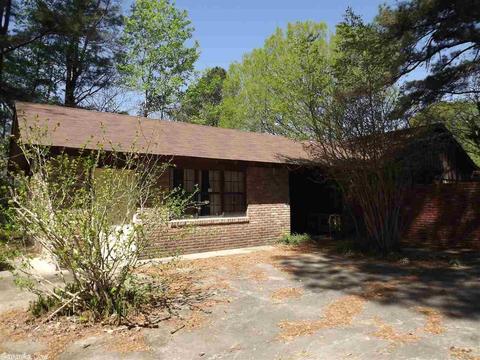 6204 Oden Dr, Pine Bluff, AR 71603 photo 3