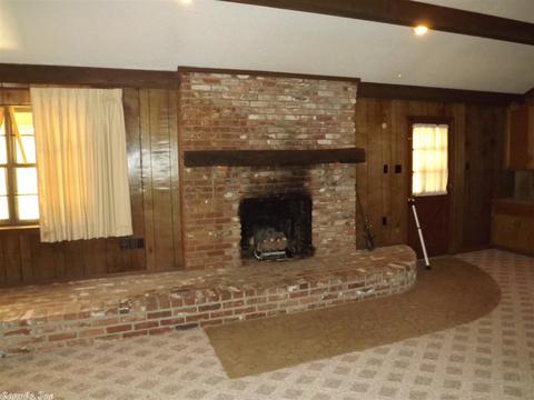 6204 Oden Dr, Pine Bluff, AR 71603 photo 11