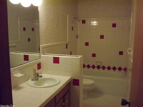 6204 Oden Dr, Pine Bluff, AR 71603 photo 16