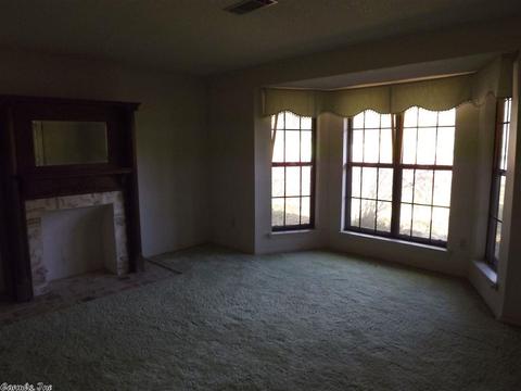 6204 Oden Dr, Pine Bluff, AR 71603 photo 8