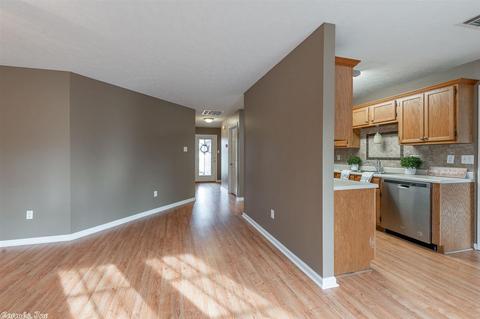 115 Shiloh, Conway, AR 72032 photo 8