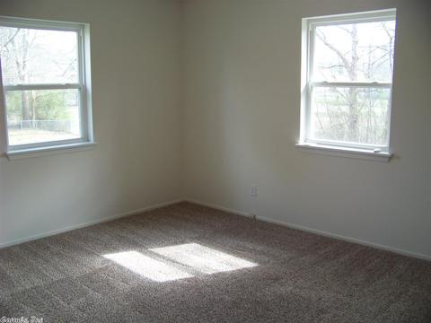 811 Willow St, Malvern, AR 72104 photo 9