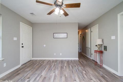 19 Stephens, Ward, AR 72176 photo 11