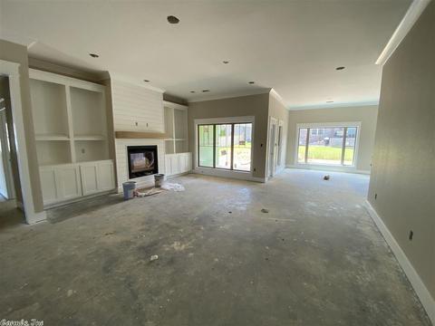 2615 Lilac, Conway, AR 72034 photo 3