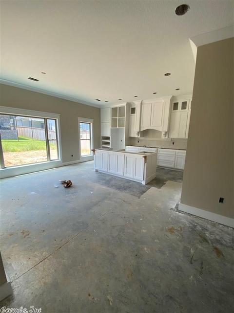 2615 Lilac, Conway, AR 72034 photo 2