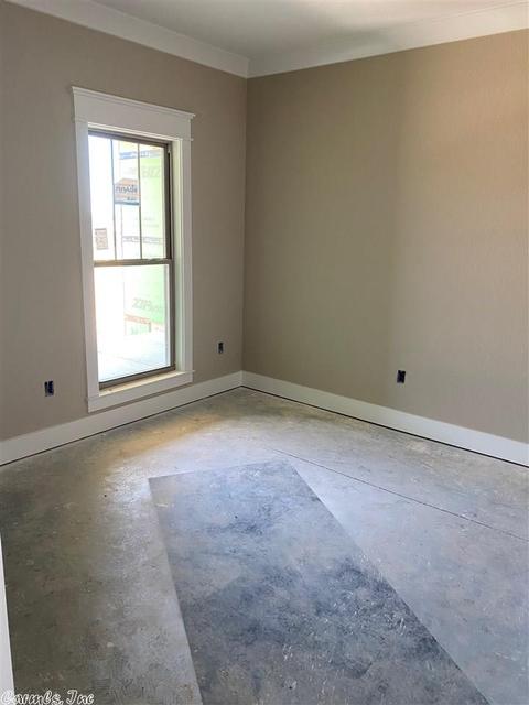 2615 Lilac, Conway, AR 72034 photo 5