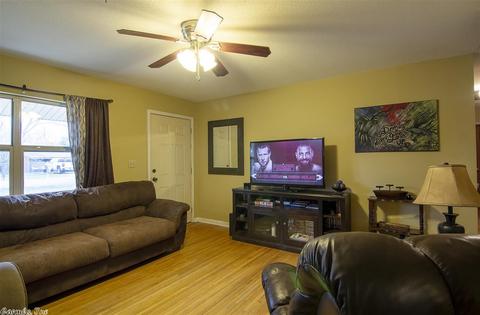 500 SW Second St, Bryant, AR 72022 photo 4