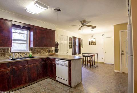 500 SW Second St, Bryant, AR 72022 photo 9