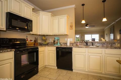 203 Emma Dr, Brookland, AR 72417 photo 2