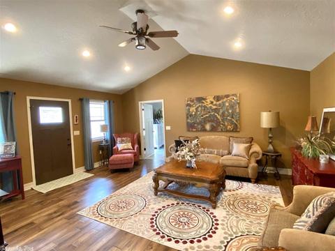 276 Belview North Ln, Melbourne, AR 72556 photo 4