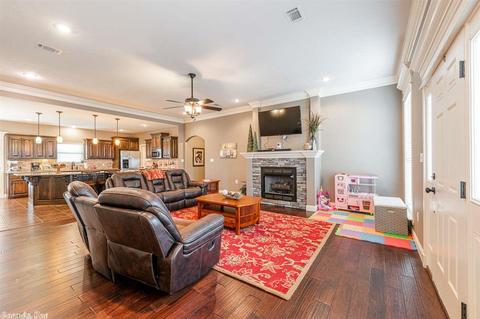 66 Colt Loop, Greenbrier, AR 72058 photo 4