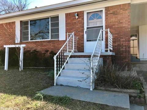 2 E Winthrop Dr, Morrilton, AR 72110 photo 2