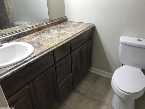 32 Nottingham Ln, Pine Bluff, AR 71603 photo 13