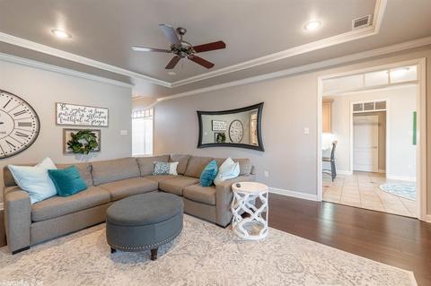 4915 Dover, Conway, AR 72034 photo 5