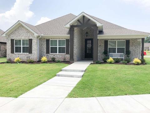1811 Maple Rdg, Benton, AR 72019 photo 1