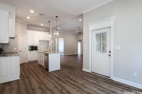 812 Dawsons Pointe Ave, Bryant, AR 72022 photo 12