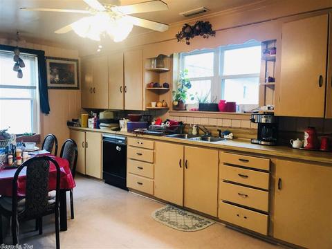 3005 S Linden, Pine Bluff, AR 71603 photo 3
