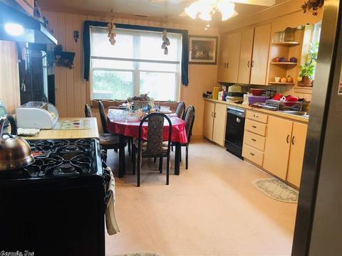 3005 S Linden, Pine Bluff, AR 71603 photo 5