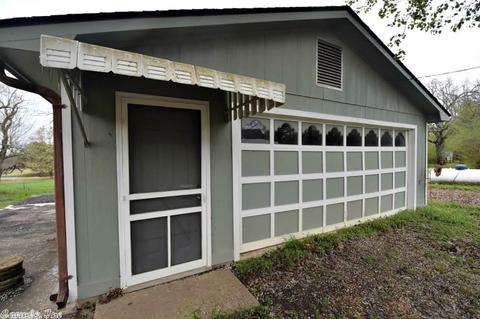308 N Adams St, Mena, AR 71953 photo 32