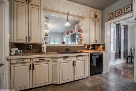 327 River St, Benton, AR 72015 photo 14