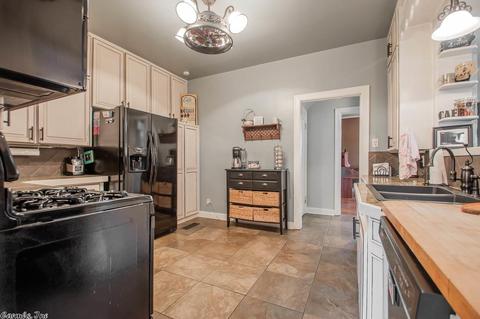 327 River St, Benton, AR 72015 photo 12